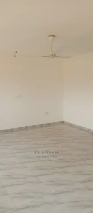 4bdrm Duplex in Ben Properties, Ga East Municipal for rent