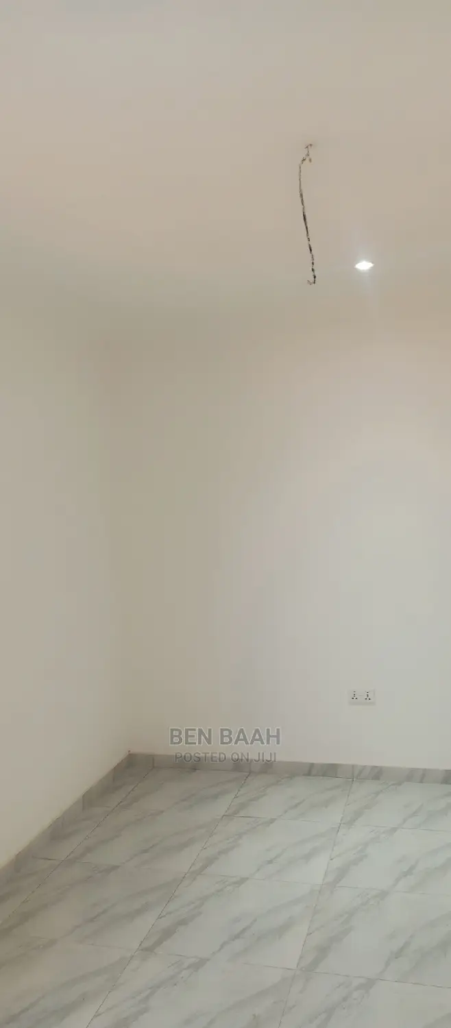 4bdrm Duplex in Ben Properties, Ga East Municipal for rent