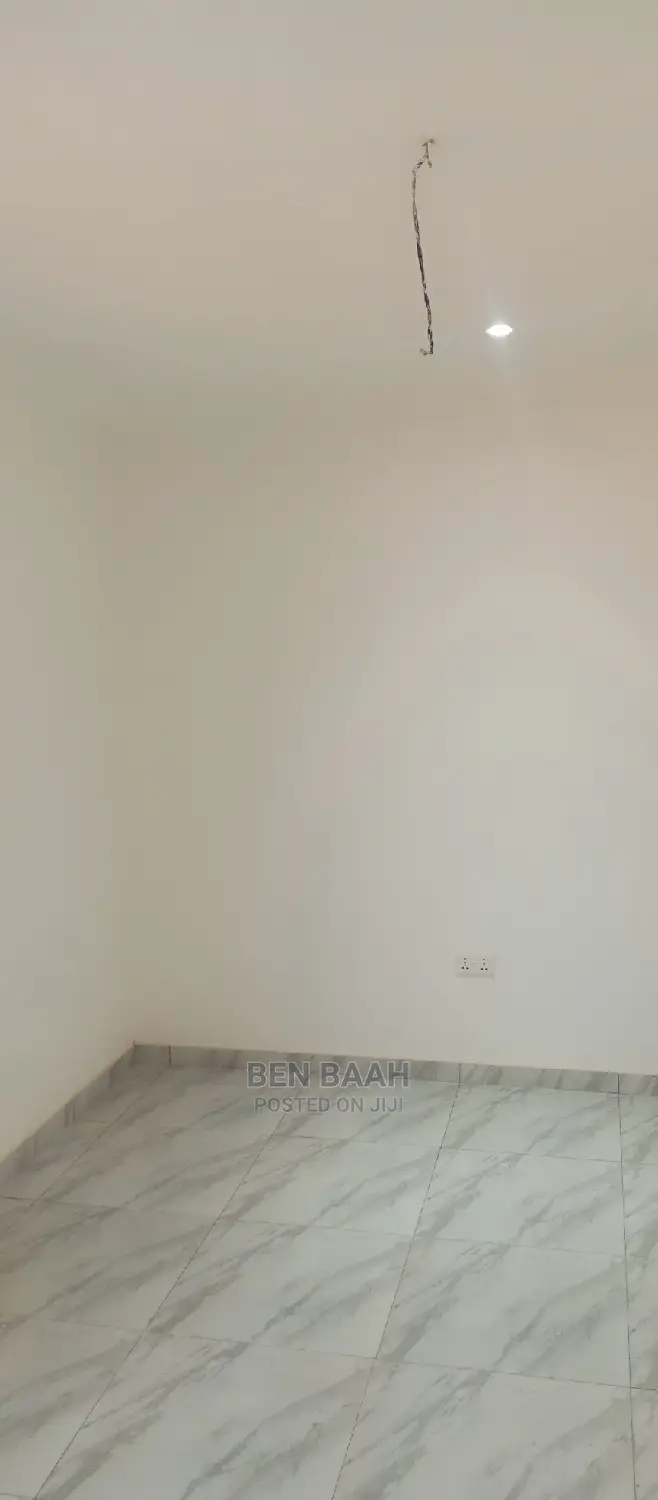 4bdrm Duplex in Ben Properties, Ga East Municipal for rent