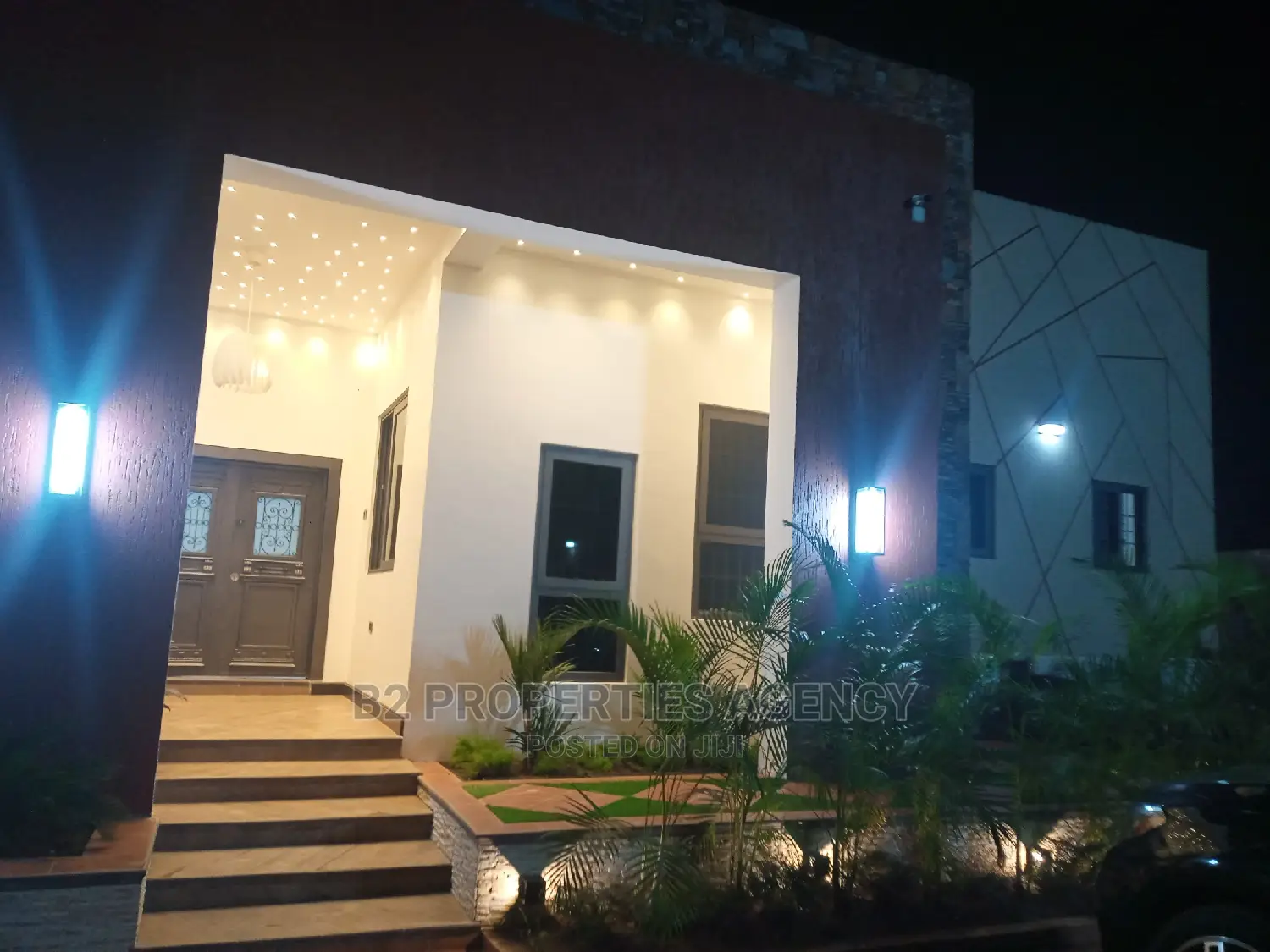 Furnished 4bdrm Maisonette for sale