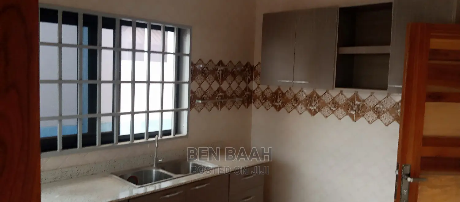 2bdrm Apartment in Ben Properties, School Area for rent