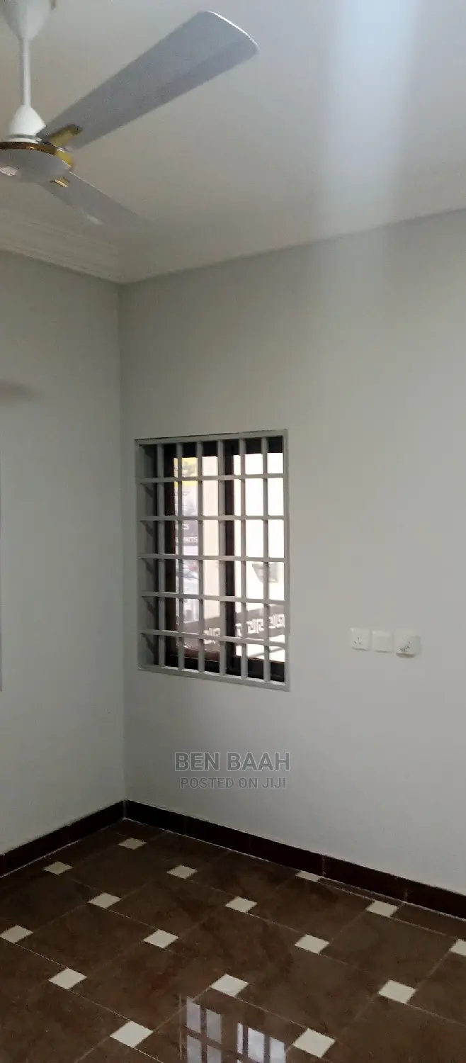 2bdrm Apartment in Ben Properties, School Area for rent