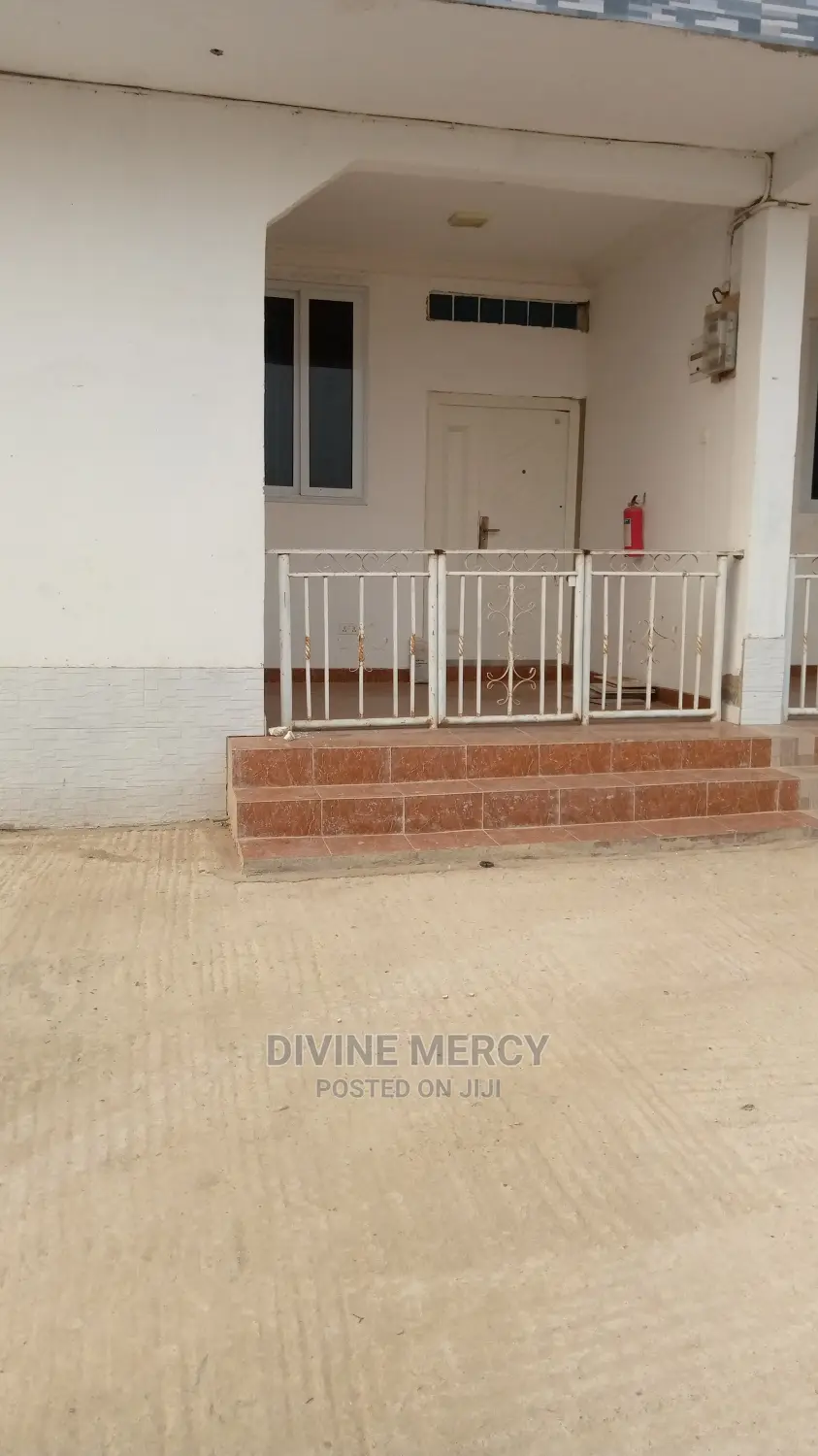 1bdrm Apartment in Divine Mercy Agency, Kasoa for rent