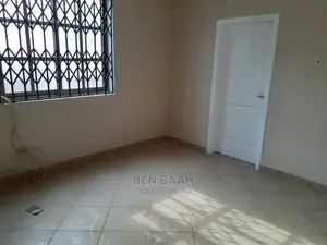 4bdrm Duplex in Ben Properties, Ga East Municipal for rent