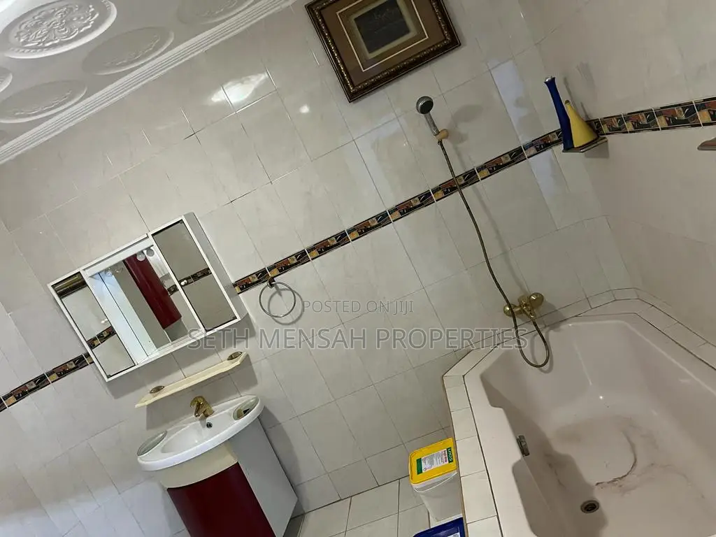 Furnished 8bdrm House in The Mall for rent