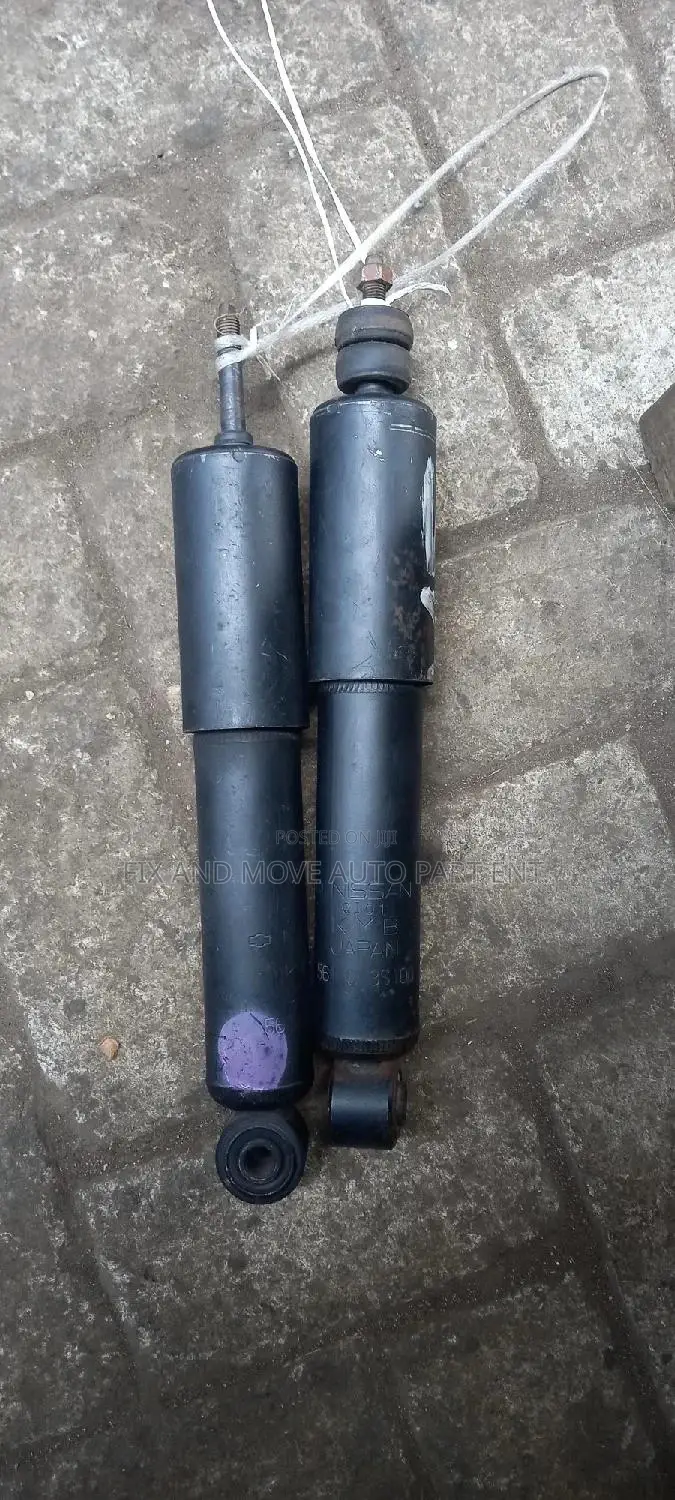 Nissan Hardbody Front Home Used SHOCK ABSORBER Pair in Stock