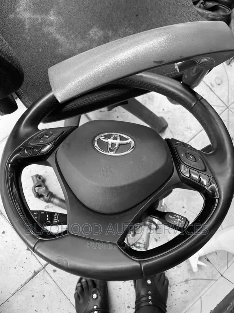 Toyota CHR 2019 STEERING AIRBAG Available
