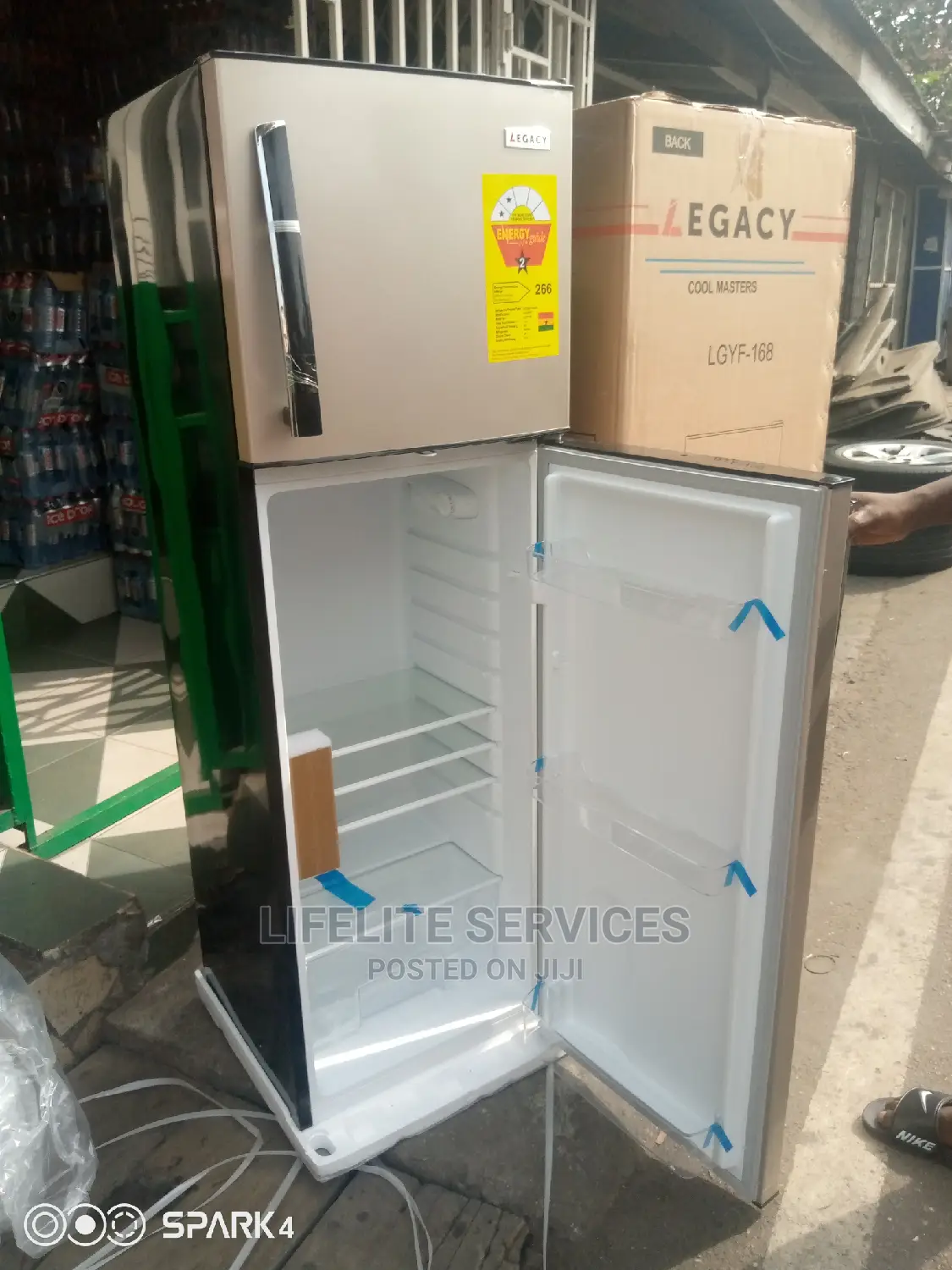 Fridge With Handle(Legacy 168)