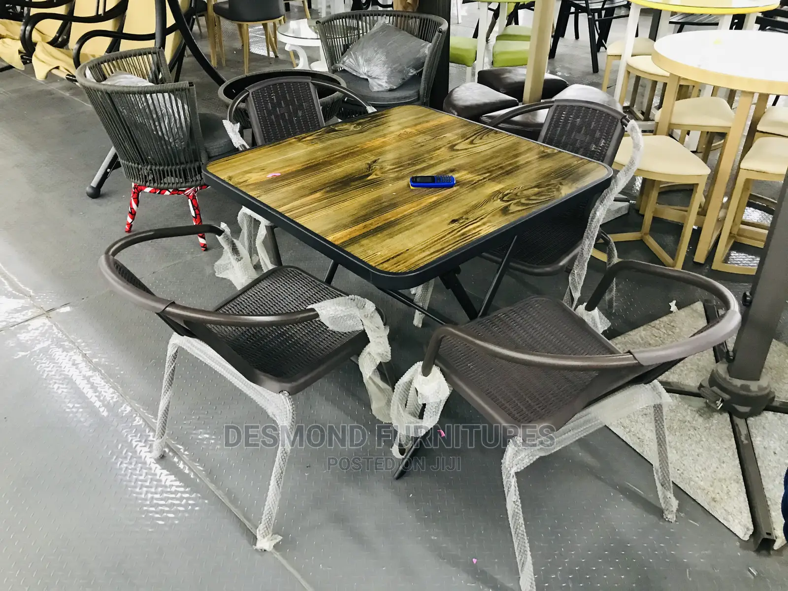 Out Doors Table