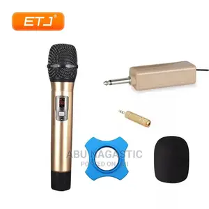 UHF Wireless Microphone With Receiver