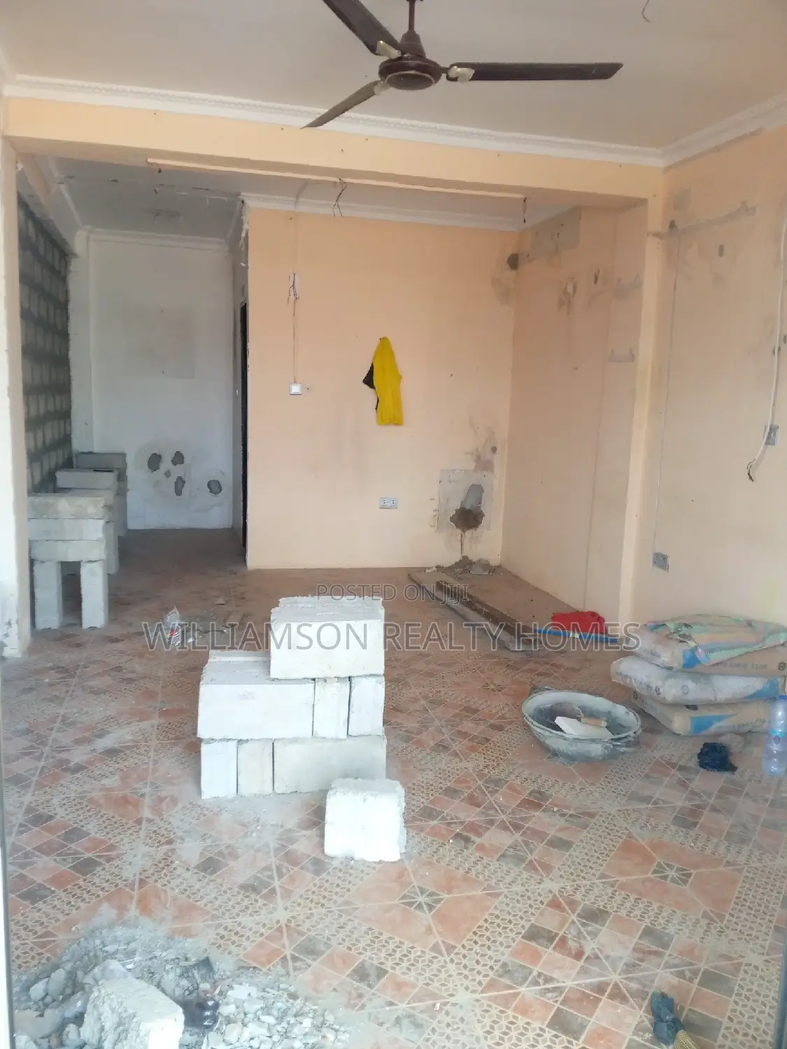 Spacious/Business Shop/Store 4rent,Spintex