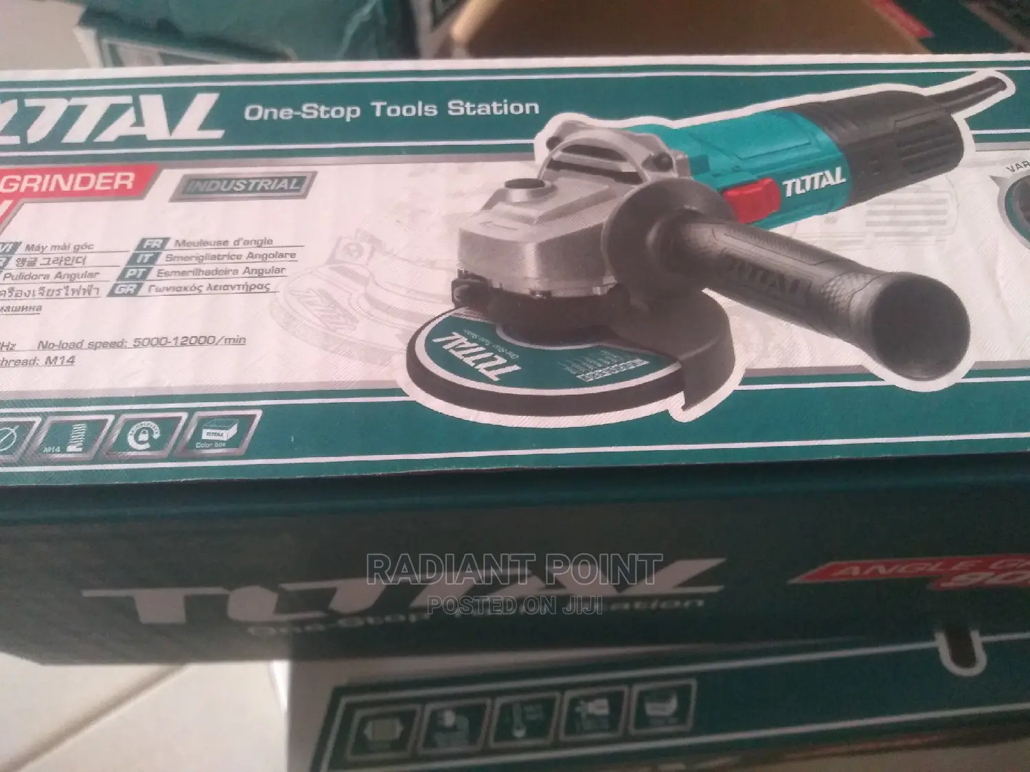 Total 900w Angle Grinder