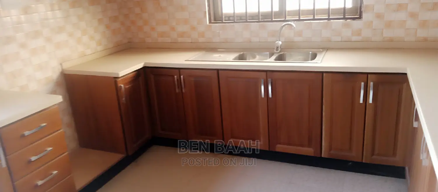 3bdrm Duplex in Ben Properties, Pillar 2 for rent