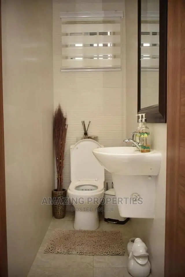 For Sale 5 Bedrooms House Boy's Quarter Swimming Pool