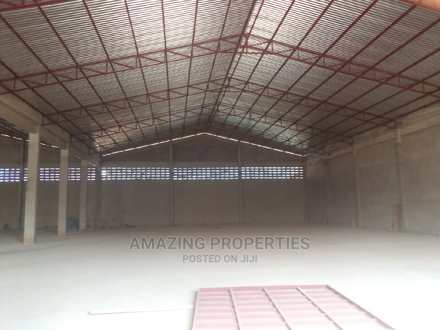 For Rent Were House 1000sqm Were House at Spintex