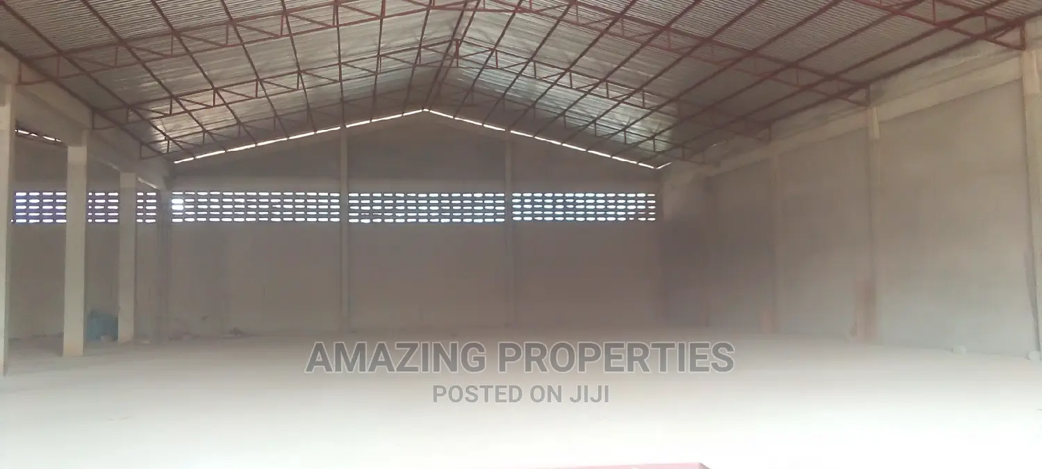 For Rent Were House 1000sqm Were House at Spintex