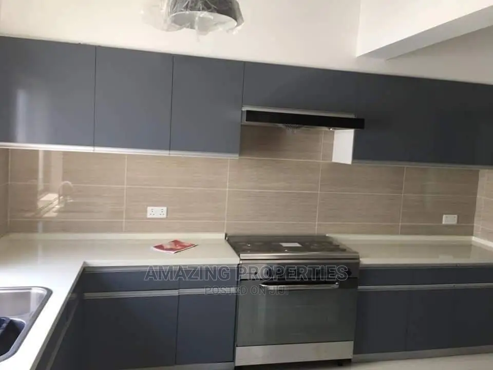 4bdrm House in Tseaddoo East, Accra Metropolitan for rent