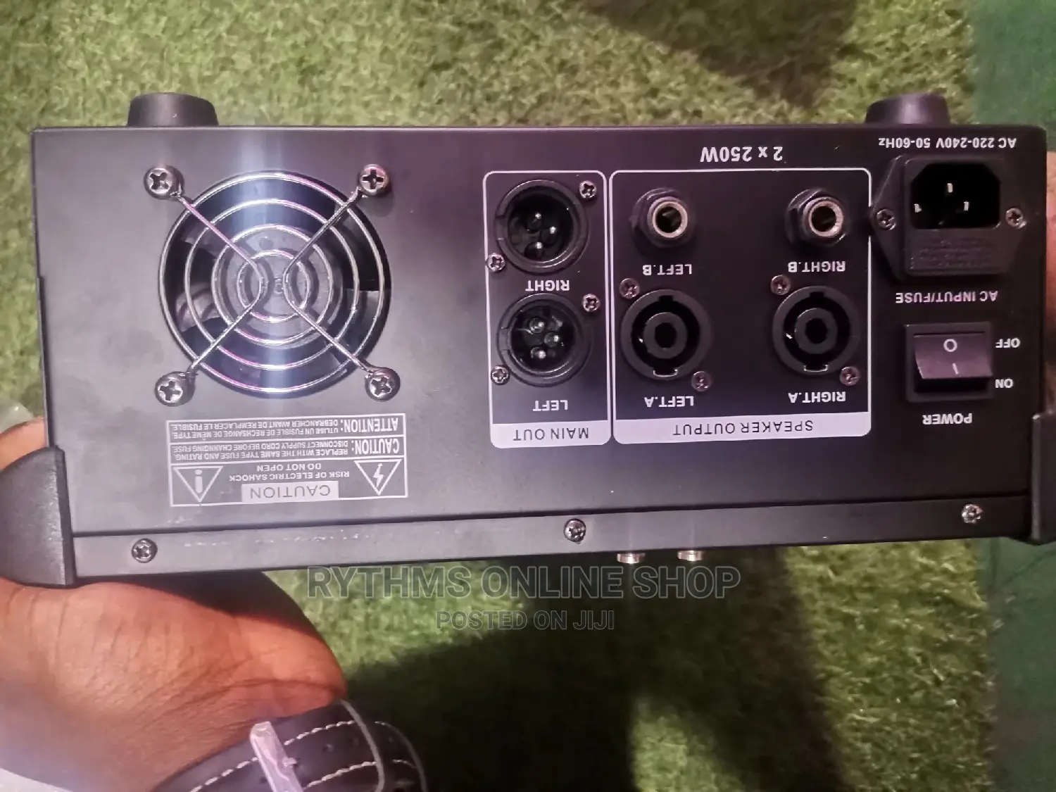 Yamaha 4channels Powered Mixer
