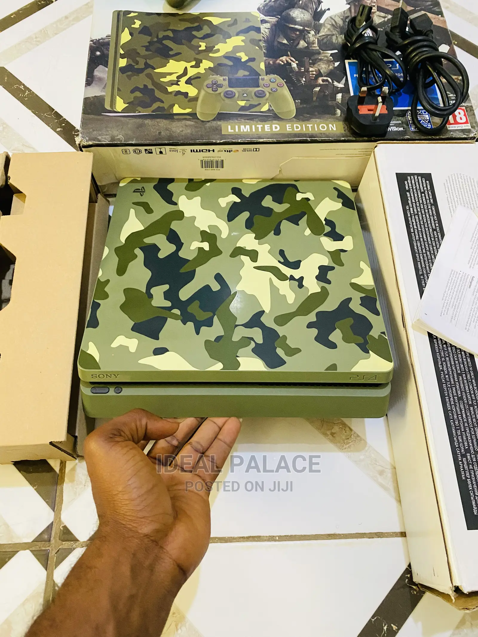 Playstation 4 Slim Limited Camo Edition