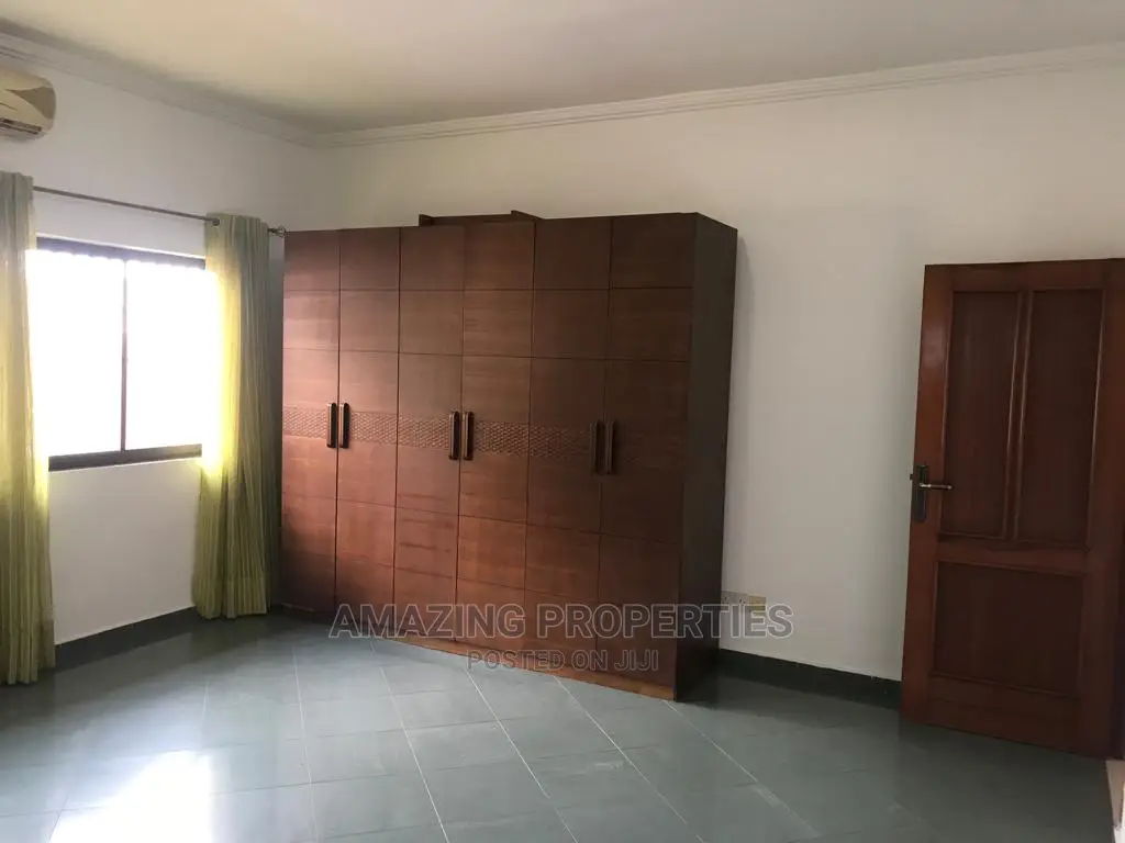 6bdrm House in Amazing Properties, Cantonments for Rent