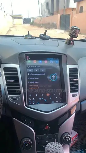 Chevrolet Cruze Telsa Android