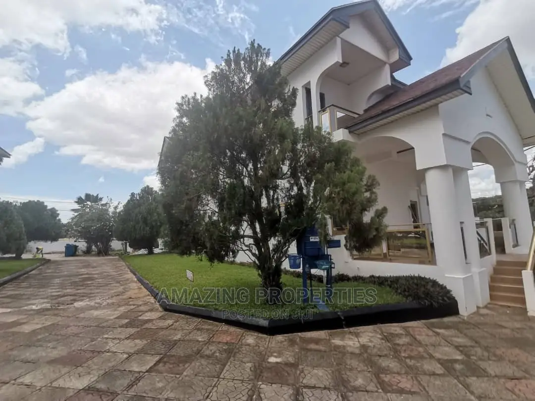 6bdrm House in Airport Residential Area for Rent