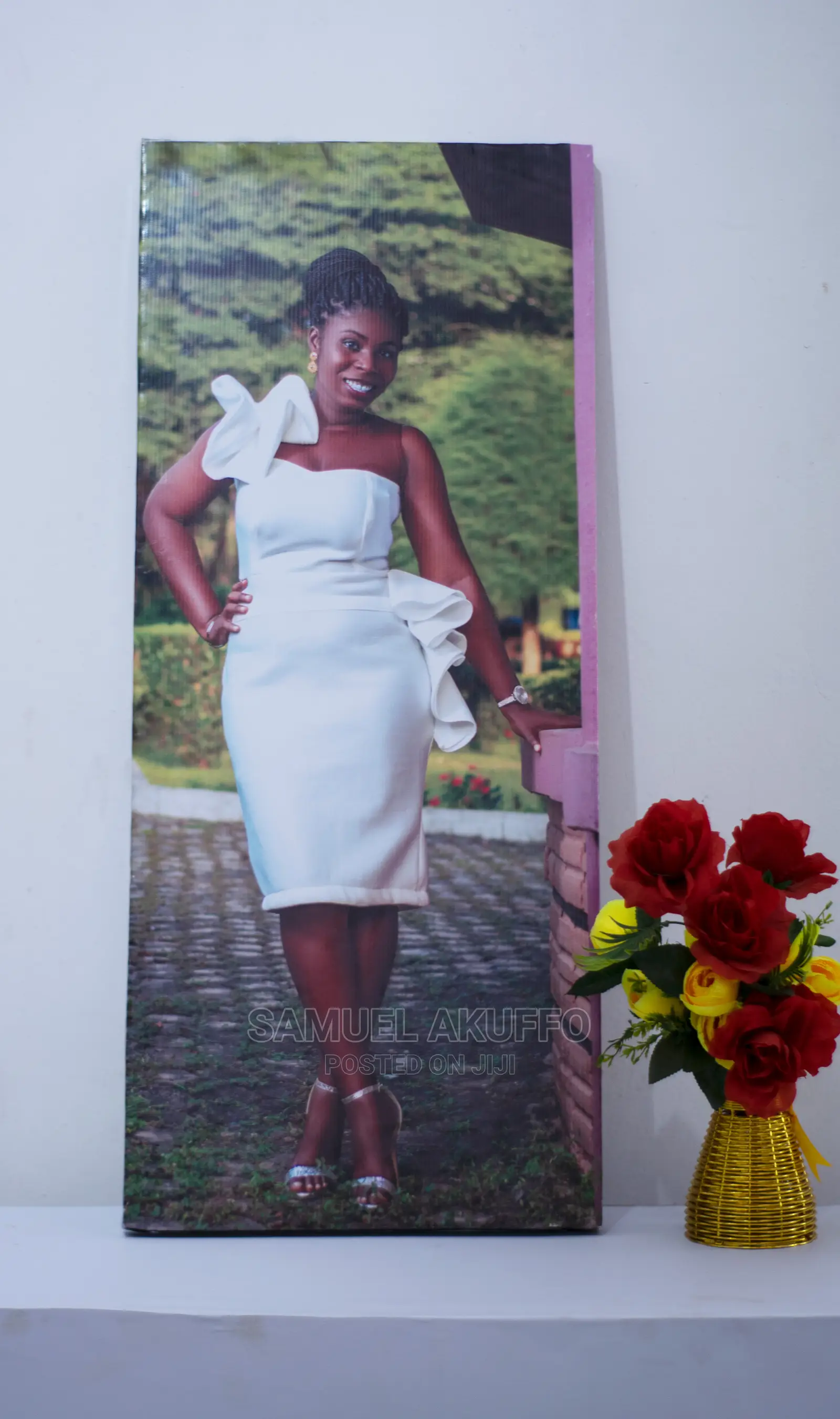 Photo Frames/Wall Frames/Canvas Frames at Affordable Prices