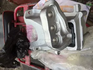 Honda Civic 2016-2020 Engine Seat