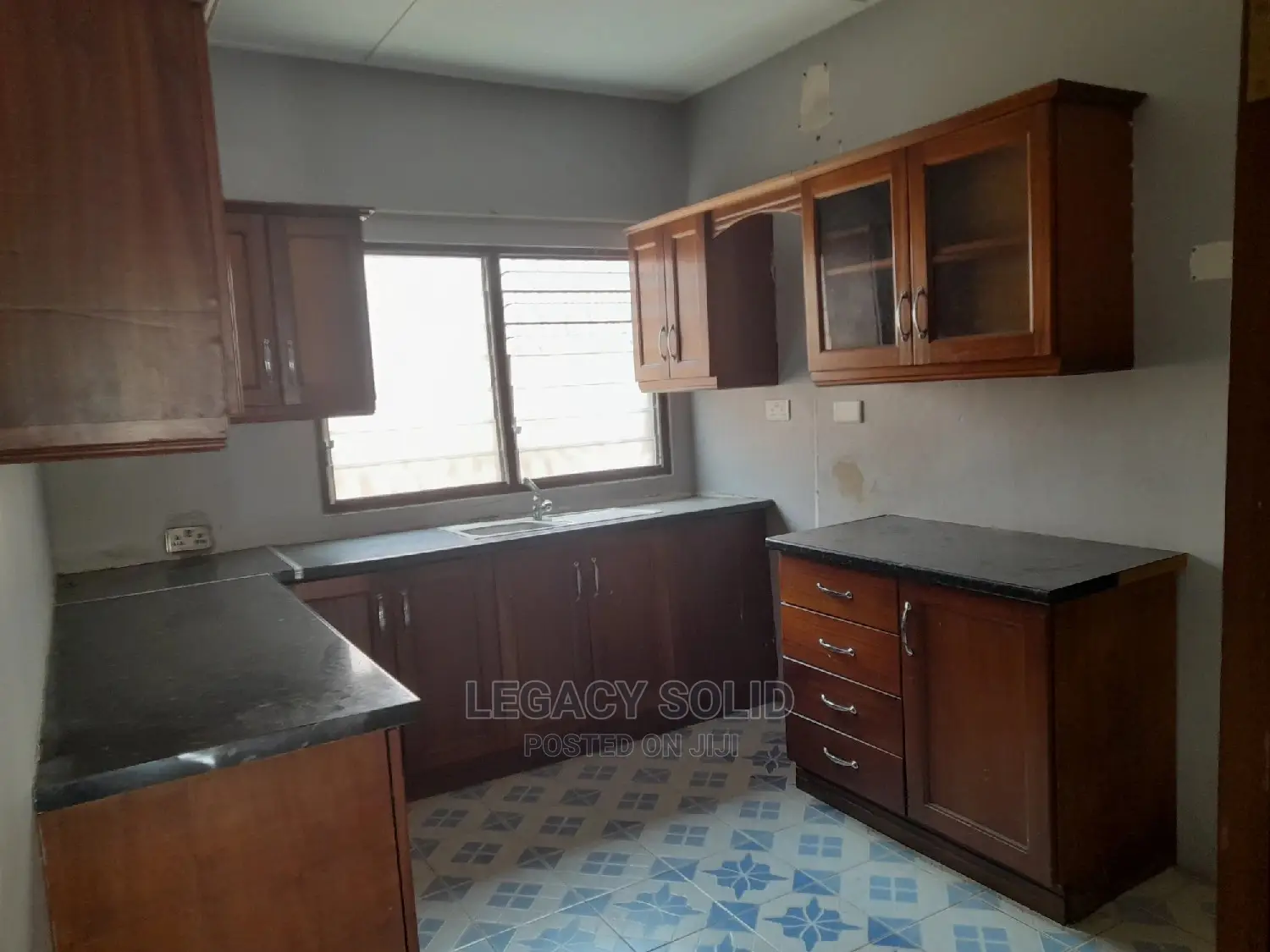 2bdrm Apartment in Legacy Solid Real, Tseaddo for rent
