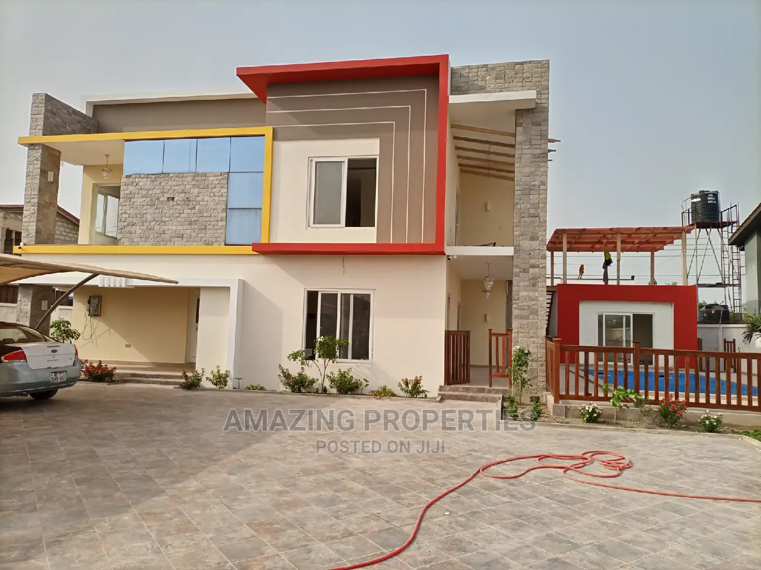 5bdrm House in Spintex Community for Sale