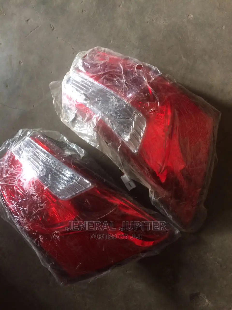 Kia Rio 2012/14 Tail Light Pair (Saloon)