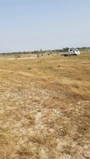 A Very Flat and Litigation Free Land for Sale