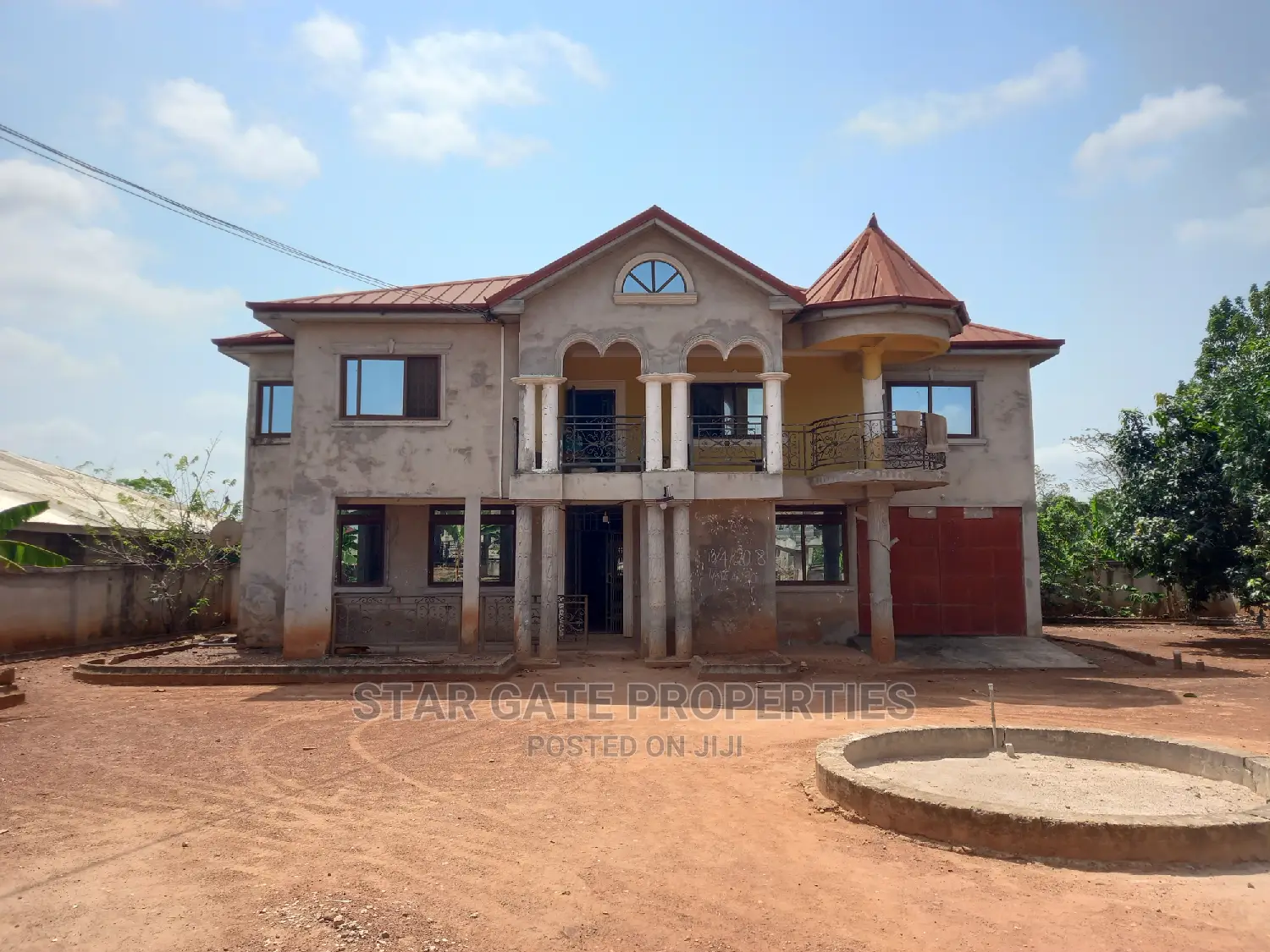 8bdrm House in Star Gate Properties, Kumasi Metropolitan for sale