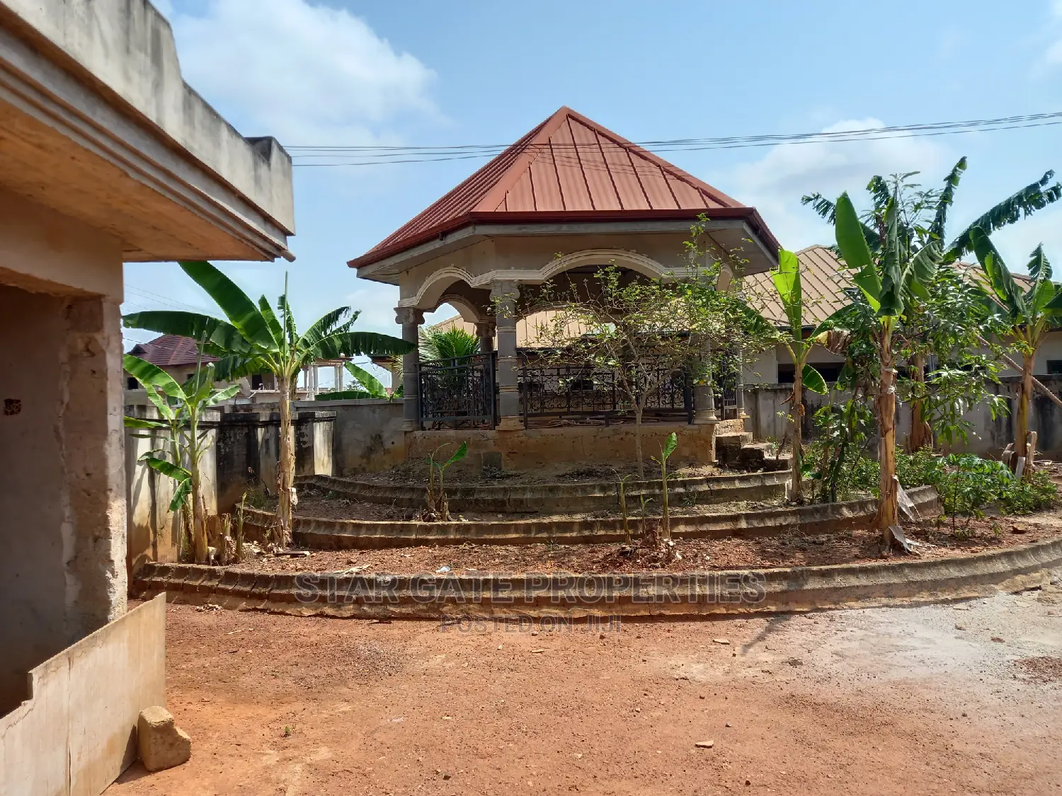 8bdrm House in Star Gate Properties, Kumasi Metropolitan for sale