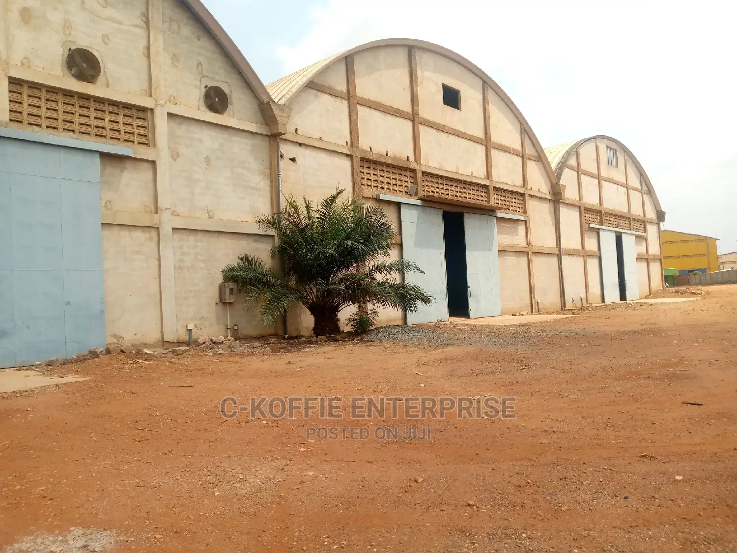 700 SQM WAREHOUSE at Tema for Rent