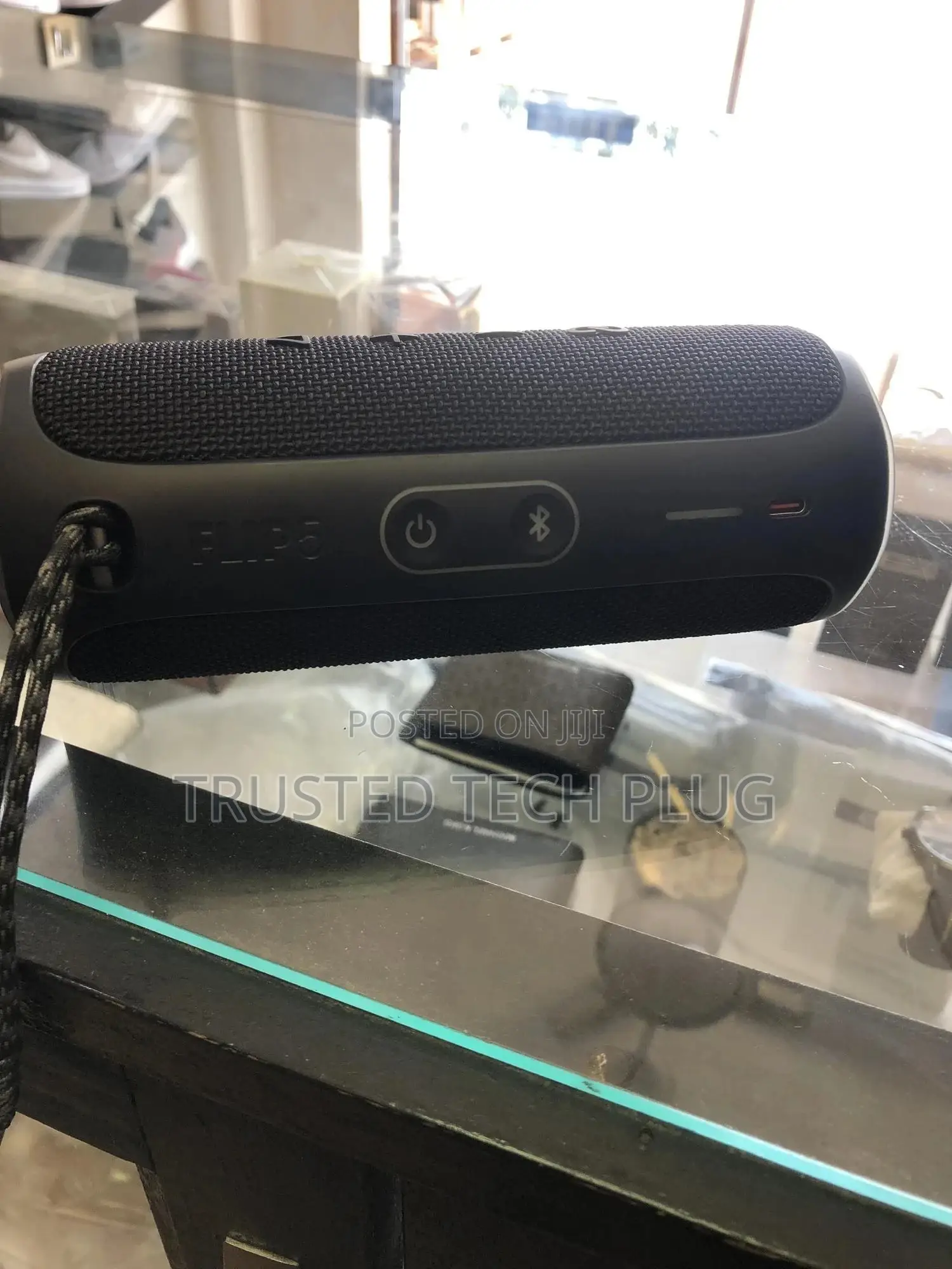 Preowned JBL Flip 5 Bluetooth Speaker From America in Stock