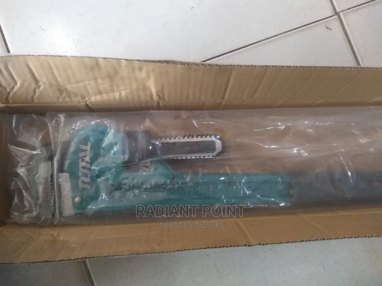 Total Pipe Wrench 24" 600mm