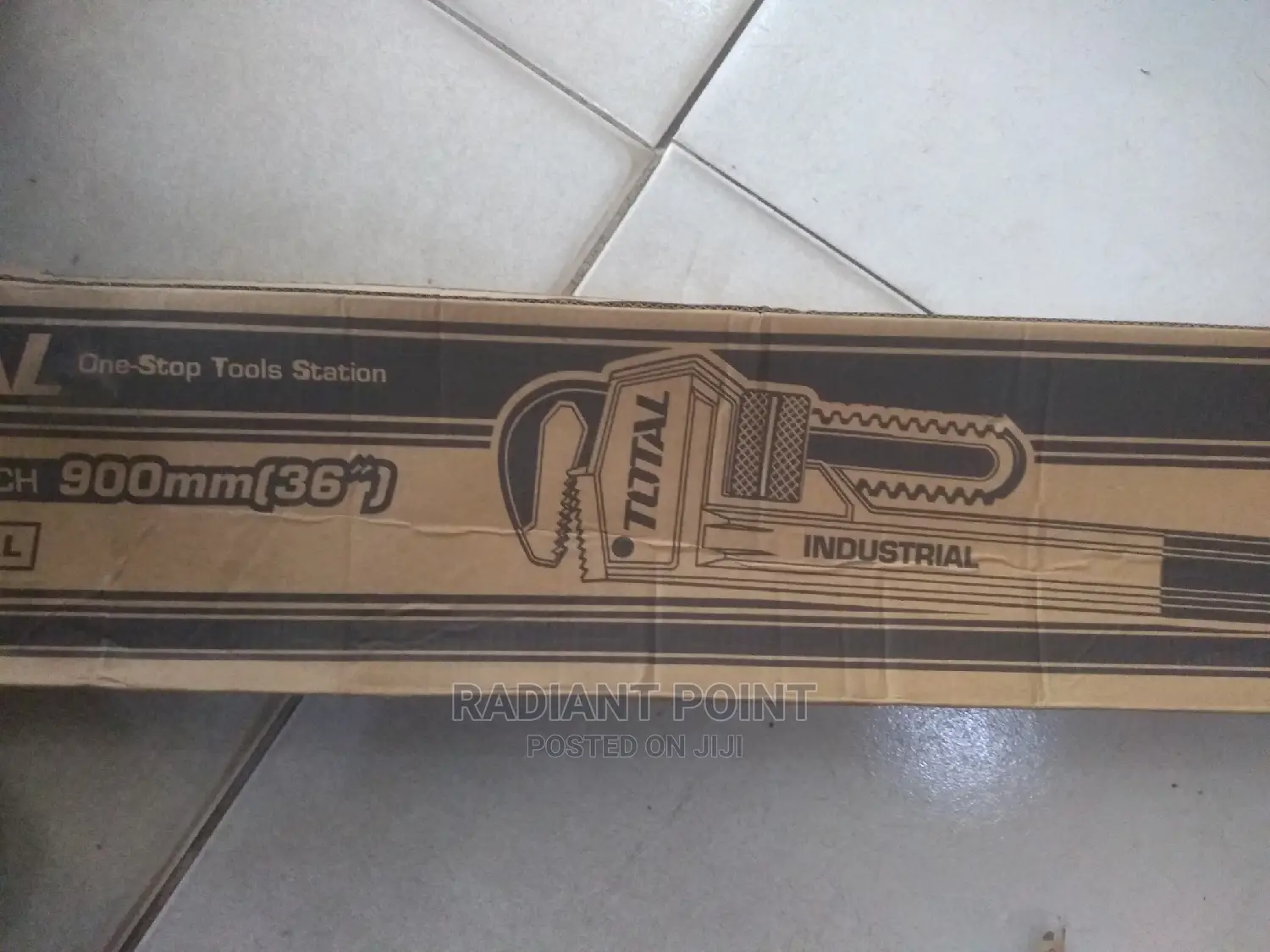 Total Pipe Wrench 36" 900mm