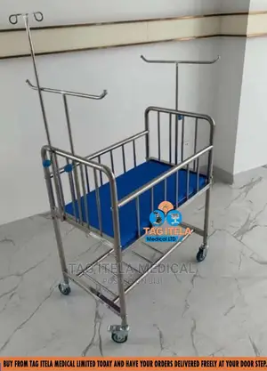 Baby's Cot Bed (Stainless)