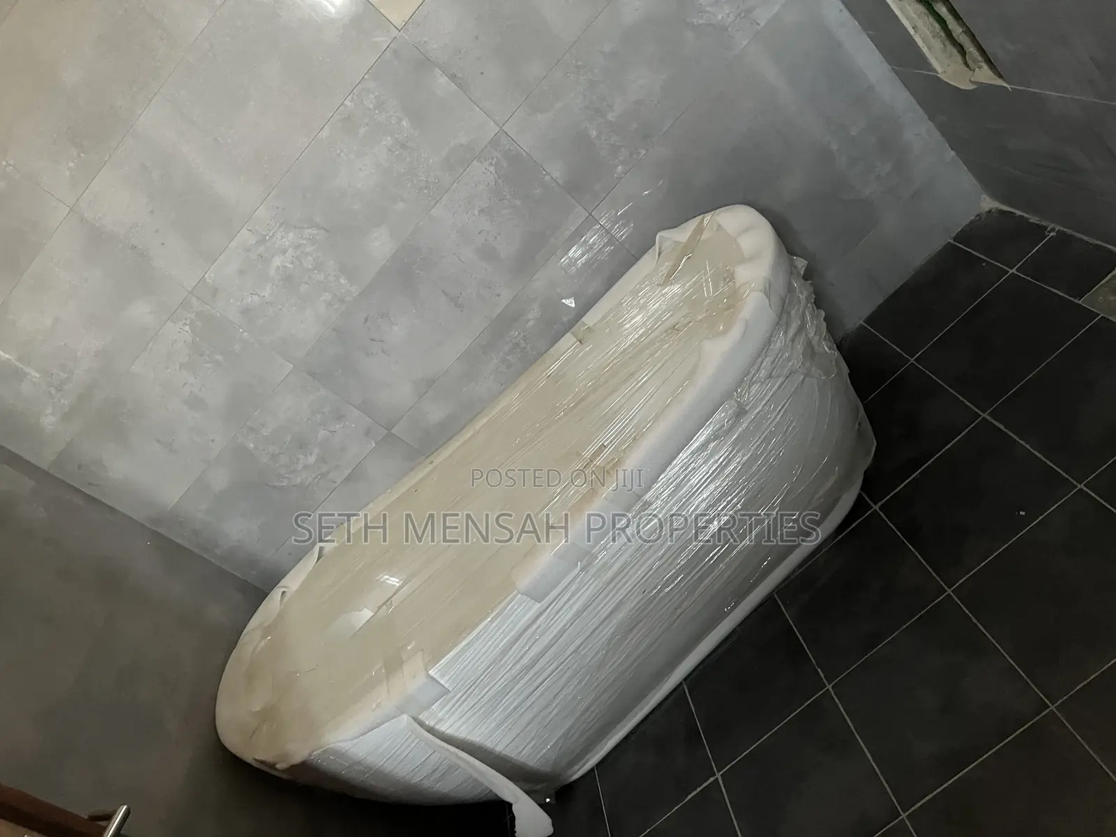 5bdrm House in Seth Mensah, East Legon for Sale