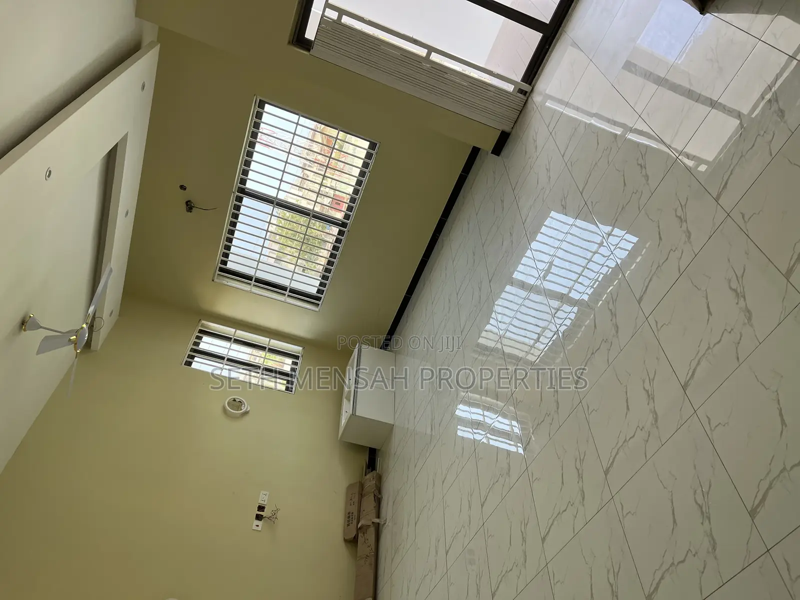 5bdrm House in Seth Mensah, East Legon for Sale