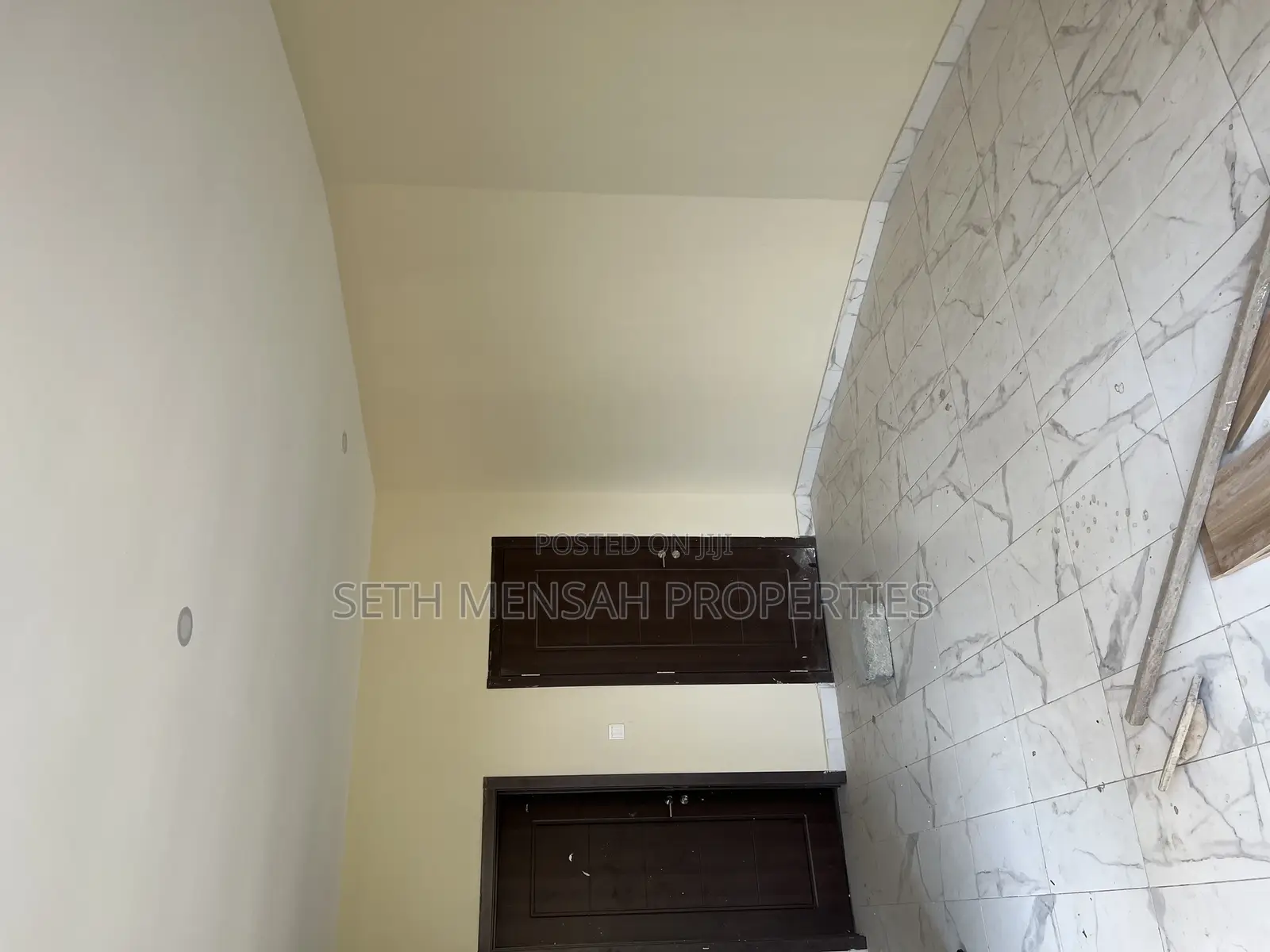 5bdrm House in Seth Mensah, East Legon for Sale