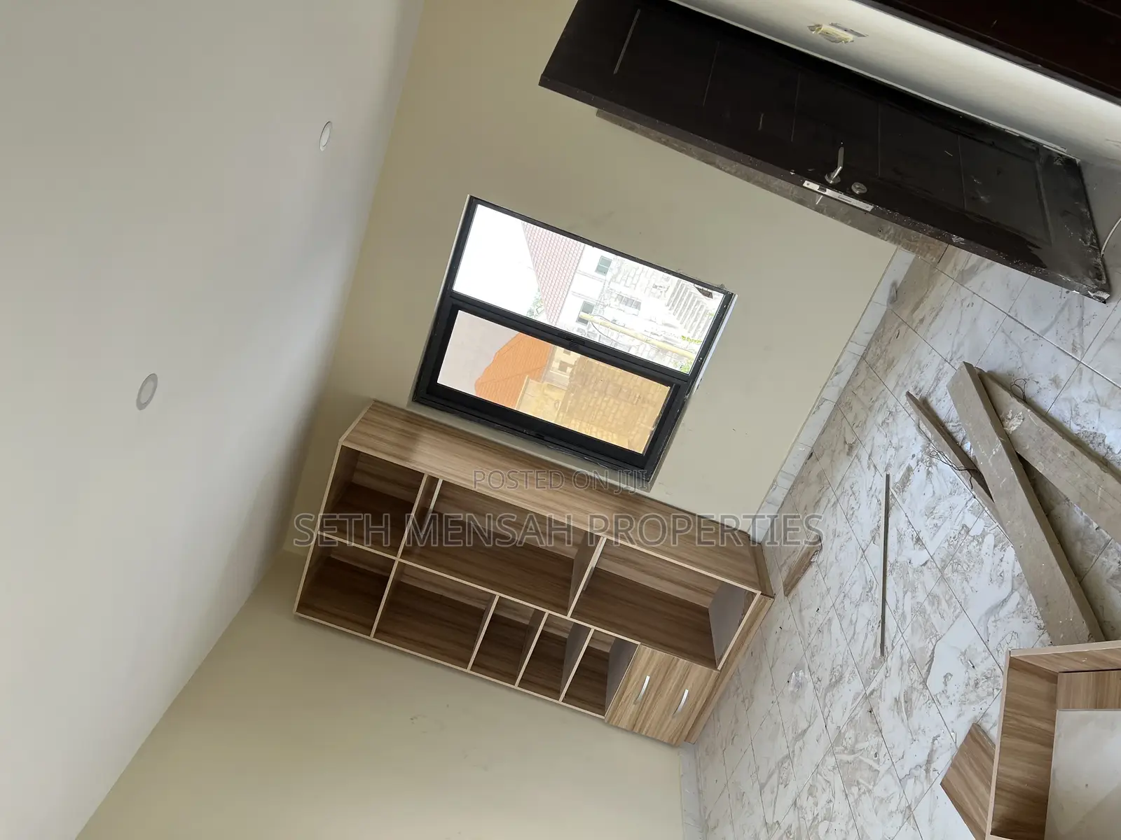 5bdrm House in Seth Mensah, East Legon for Sale