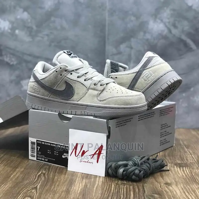Ash Nike SB