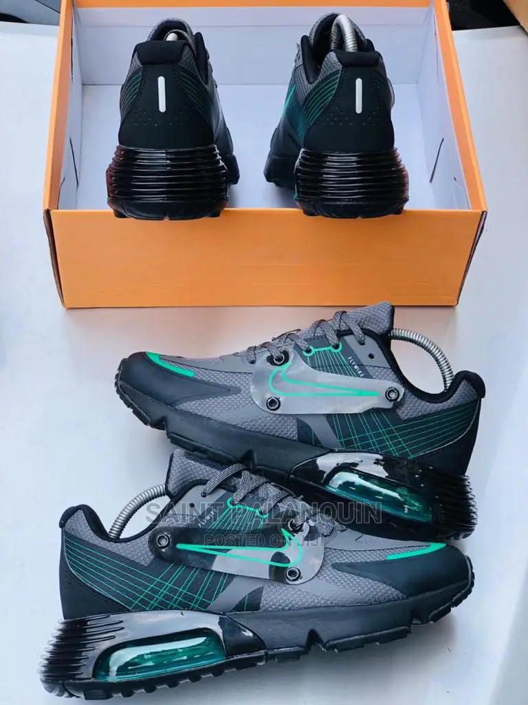 Nike 270 Air