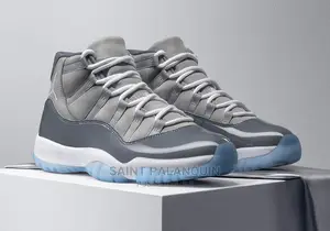 Air Jordan11 Grey