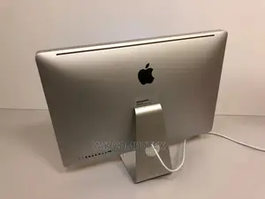Desktop Computer Apple iMac 4GB Intel Core I5 HDD 500GB