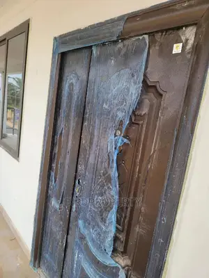 1bdrm Room & Parlour in Birdproperty, East Legon for rent