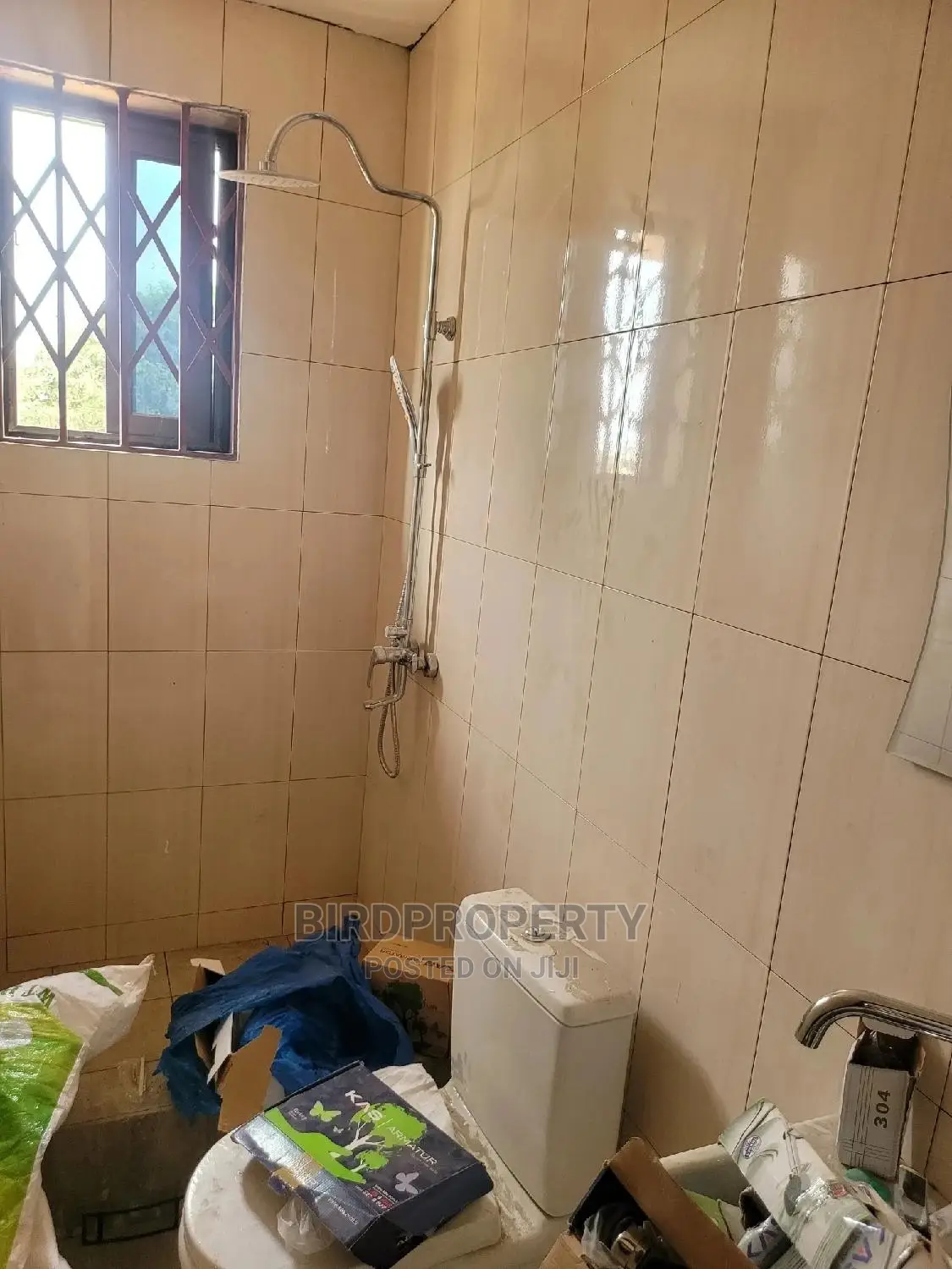 1bdrm Room & Parlour in Birdproperty, East Legon for rent