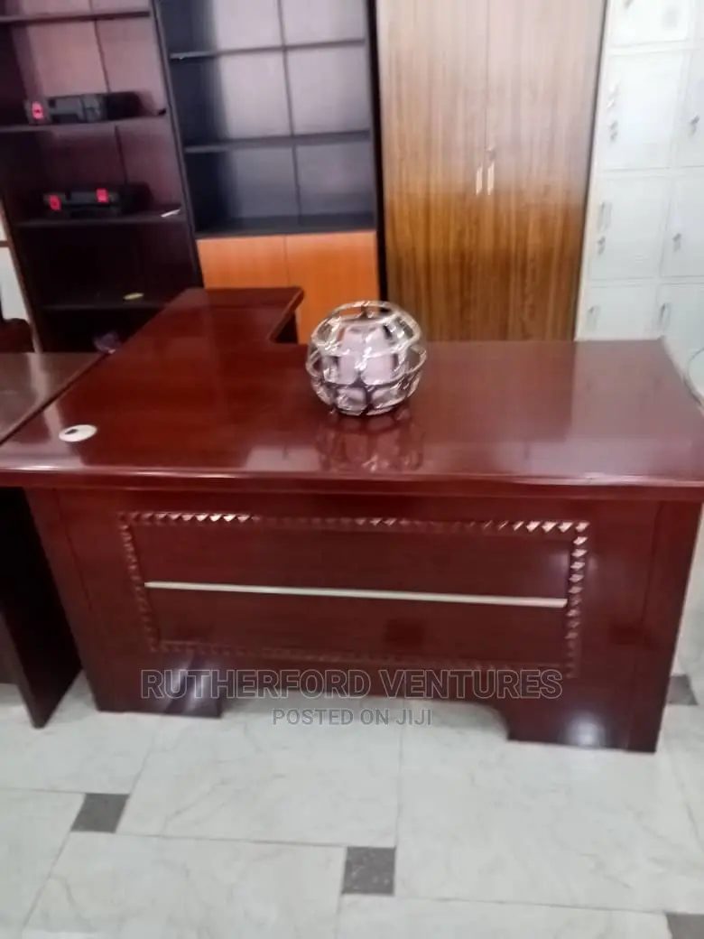 Office Desk
